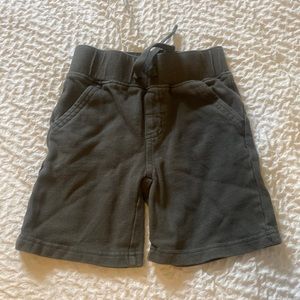 Boys Gymboree Dark grey shorts